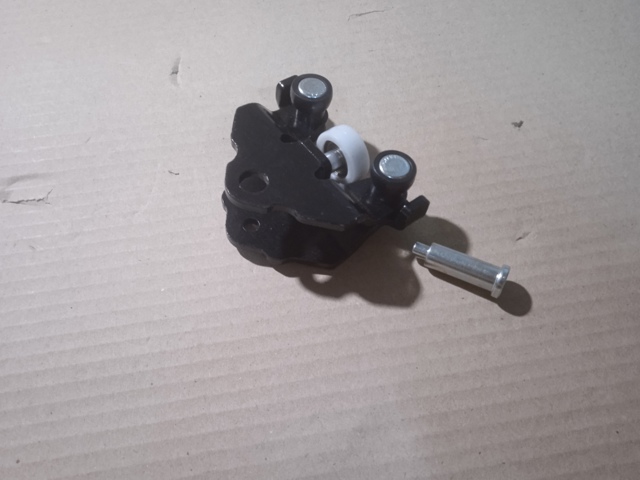 Ролик двері бічної/зсувної, правий нижній Autotechteile 5051634 ціна, від 27.90 USD