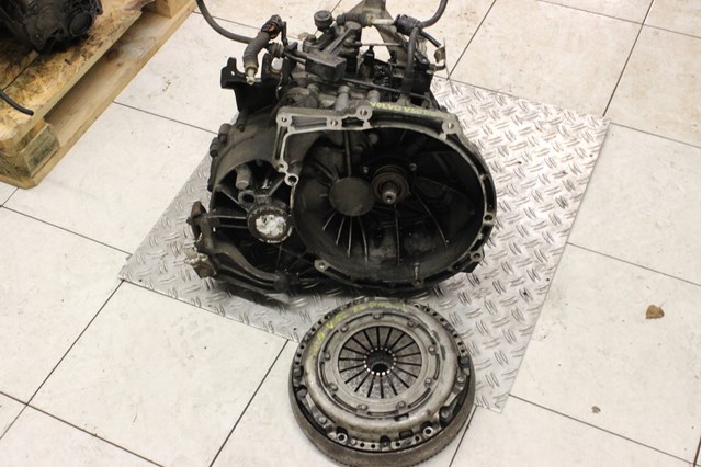 Двигун у зборі Volvo D4164T
