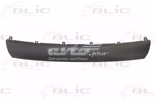 Накладка бампера переднього Peugeot/Citroen 1613573480