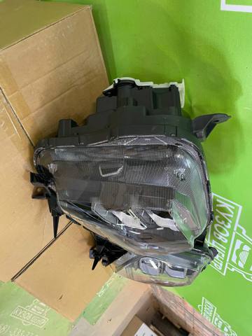 Основна фара - вставка Hyundai/Kia 92102CW150 ціна, від 518.37 USD
