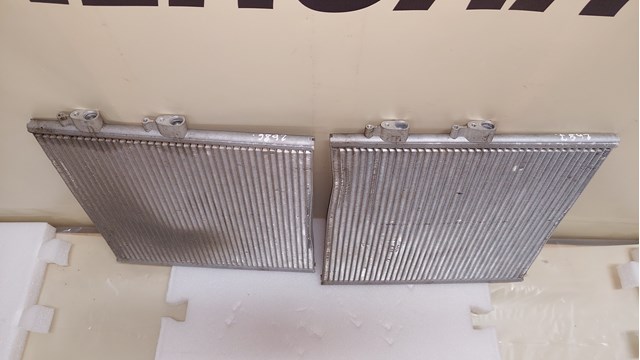 Конденсатор кондиціонера VAG 9J1260403A ціна, від 220.70 USD