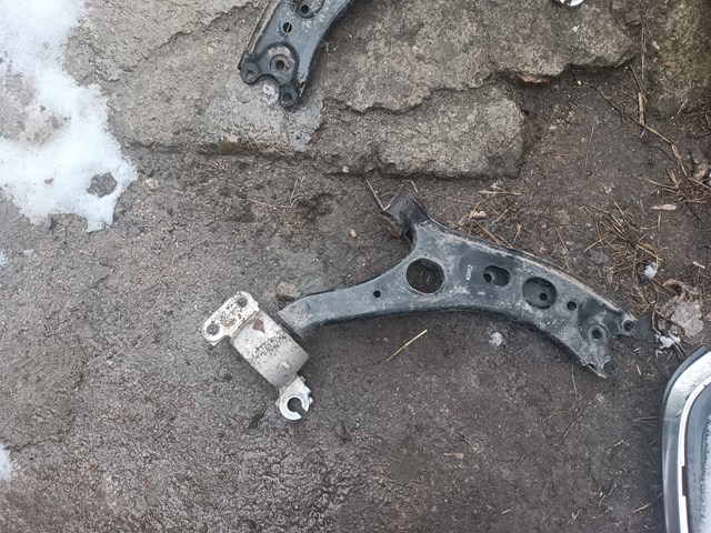 51360TPAJ01 Honda Поперечний важіль