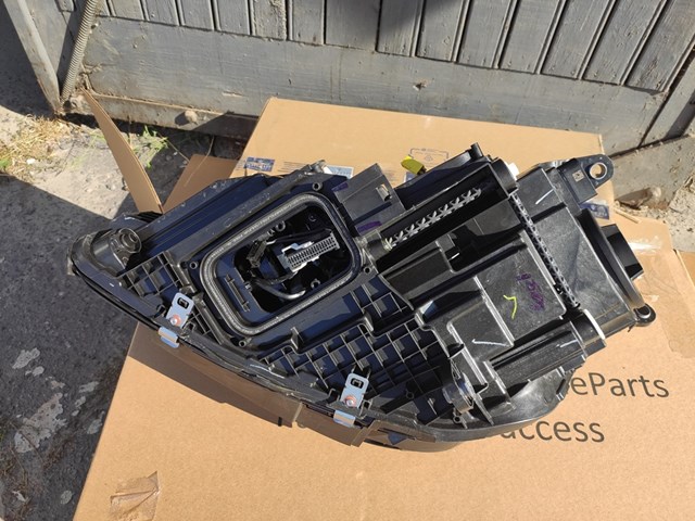 Купити A1679065608 Mercedes 