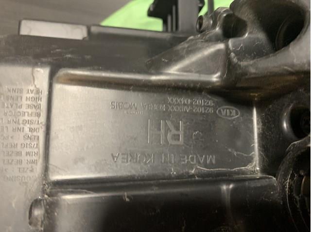 Купити 92102D4300 Hyundai/Kia Фара передня права