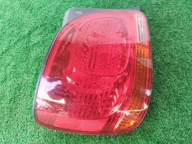 8156030840 Toyota Задня ліва фара