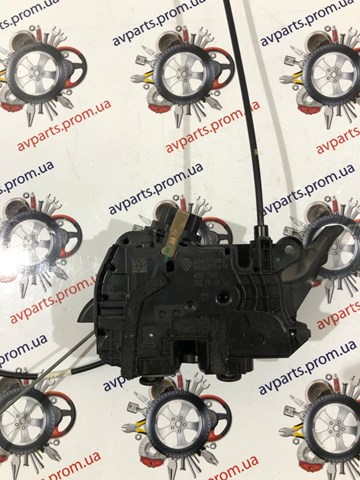 Купити 805037547R Renault (RVI) 