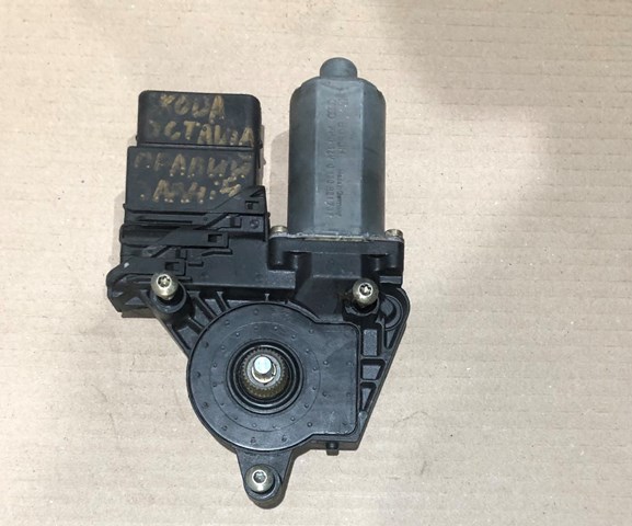  VAG 104420301 ціна, від 38.01 USD