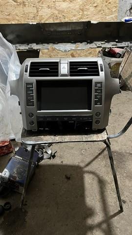 8612060F40 Toyota 