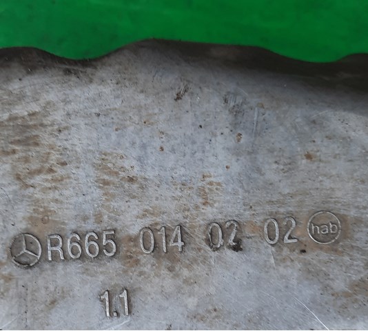 Піддон двигуна Mercedes R6650140202 ціна, від 29.43 USD