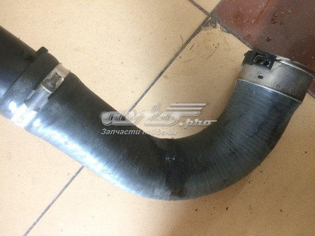 Шланг/патрубок интеркуллера Renault (RVI) 1124095 ціна, від 48.00 USD