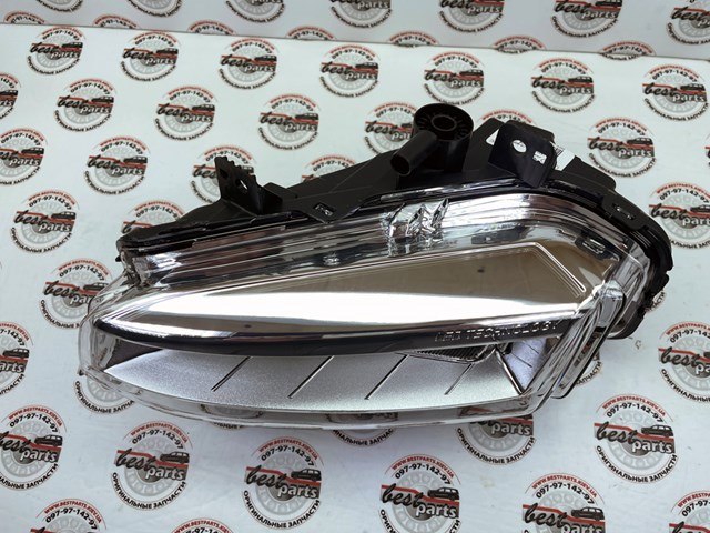 LR136869 Land Rover Фара протитуманна, ліва