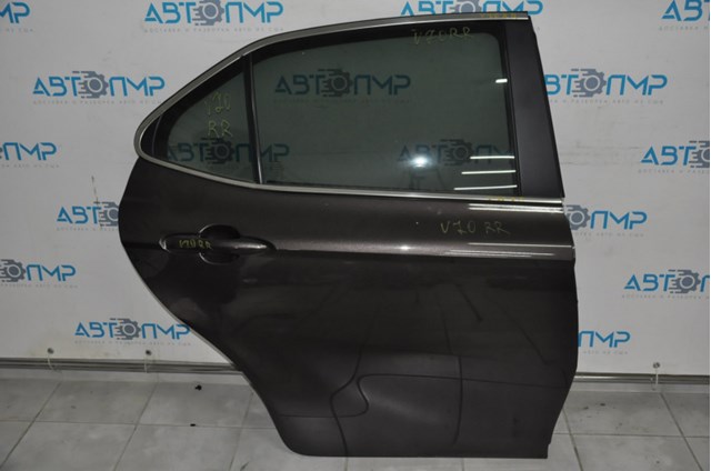 6700306311 Toyota Двері пасажирські задні праві