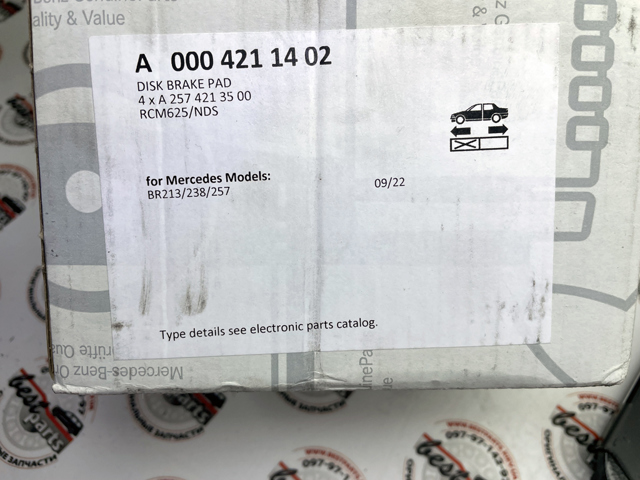 Гальмівні колодки Mercedes A0004211402 ціна, від 376.47 USD