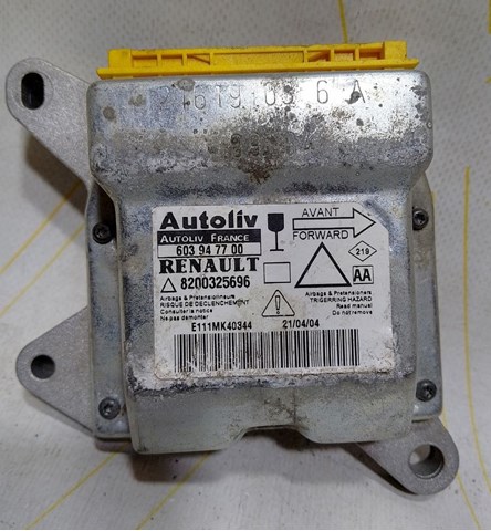8200325696 Renault (RVI) 