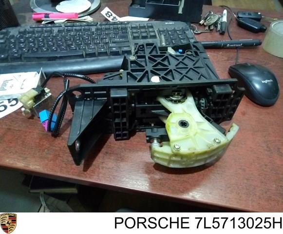  7L5713025H Porsche