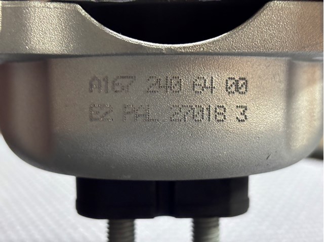 A1672406400 Mercedes 