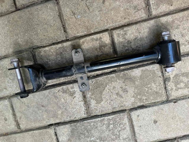 Важіль задньої підвіски поперечний, лівий Mazda KB7W28550 ціна, від 31.89 USD
