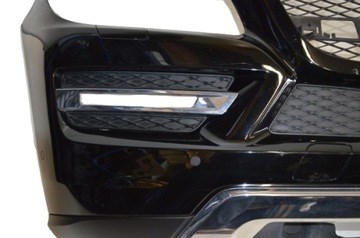 A1668845422 Mercedes Молдинг бампера переднього, праве