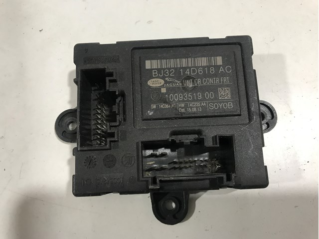 Блок комфорту передніх дверей BJ3214D618AC Land Rover