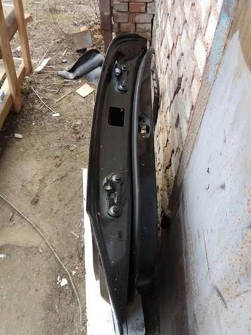 32228849 Volvo Пасажирські передні двері