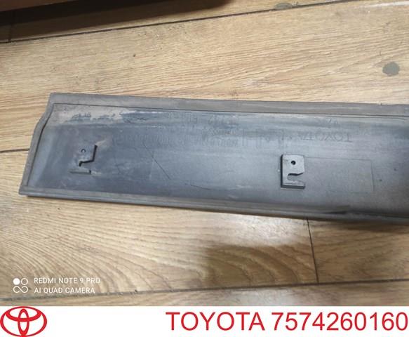  Toyota 7574260160