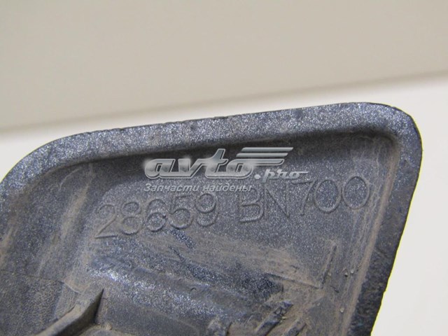 28659BN700 Nissan накладка форсунки омивача фари передньої