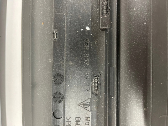  Porsche 95B839890