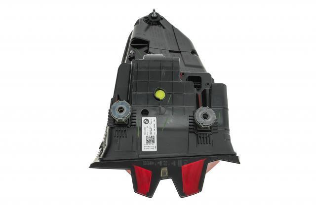 Задня ліва зовнішня фара BMW 63215A11EC3 ціна, від 457.92 USD