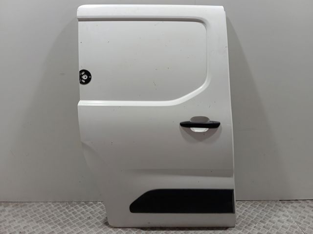 Двері бічні (зсувні), праві Fiat/Alfa/Lancia 9820425580 ціна, від 421.30 USD