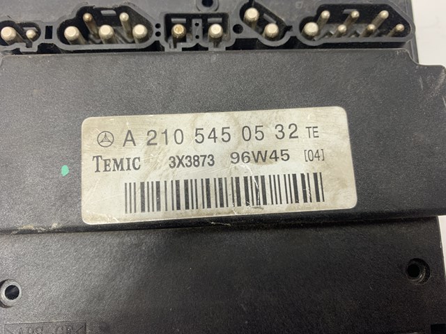  Mercedes A2105450532 ціна, від 7.45 USD