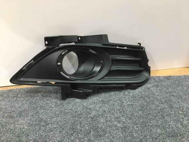 Заглушка під протитуманні фари, ліва FPS FP2820918 ціна, від 7.61 USD