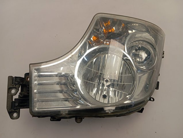 Фари Mercedes A9608200239 ціна, від 124.35 USD