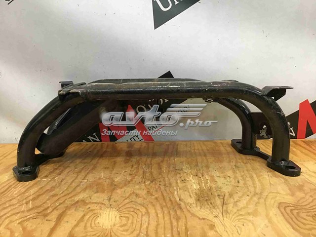 Балка кріплення коробки передач LR113253 Land Rover
