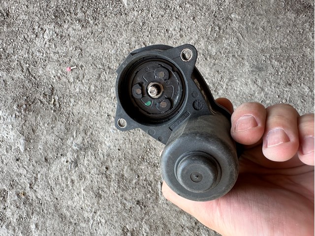 32357541 BMW 
