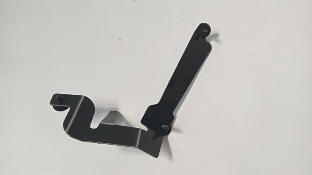 Купити FT4Z8310A Ford Повітропровід (дефлектор) радіатора, правий