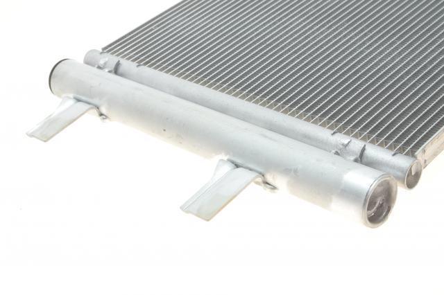 Конденсатор кондиціонера VALEO 822615 ціна, від 130.42 USD