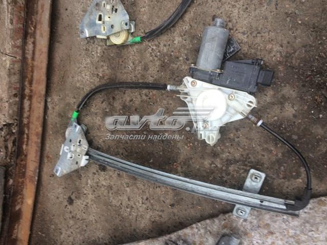 MR100759 Mitsubishi Підйомник механічний вітрового скла