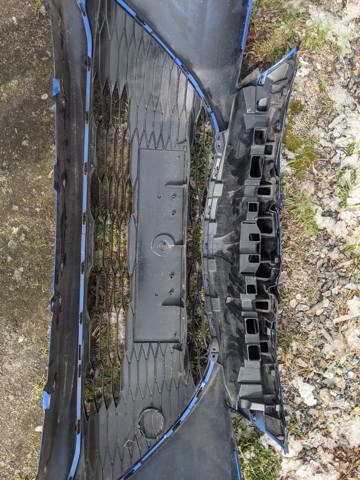 Передній бампер 521190D450 Toyota