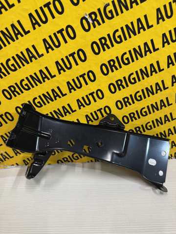 Купити BDTS52140 Mazda Кронштейн кріплення крила переднього правого, передній