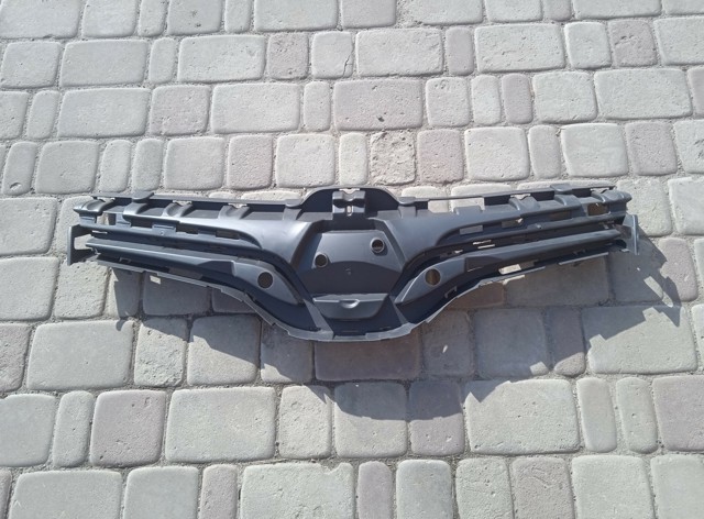 Решітка радіатора 60U1051 Polcar