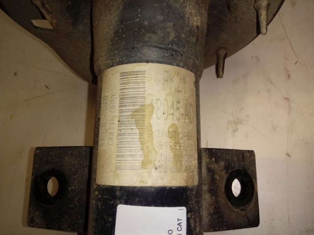 FK2118045AD Ford Стійка передня