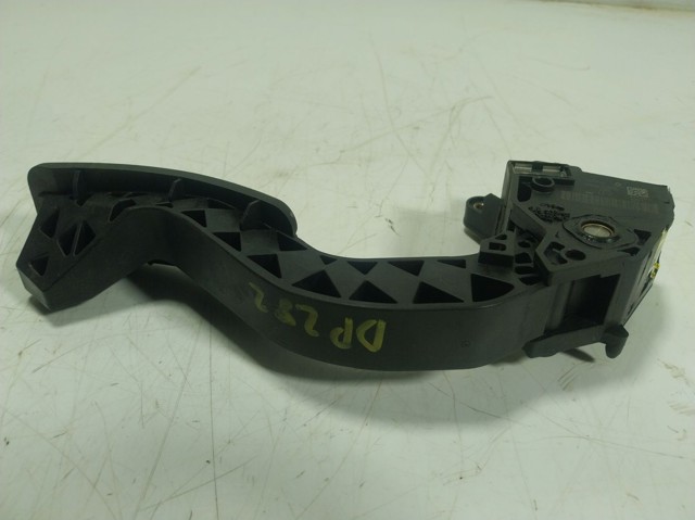 Підаль газу Renault (RVI) 180026451R ціна, від 59.33 USD