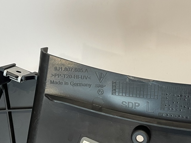 9J1807014BY Porsche 