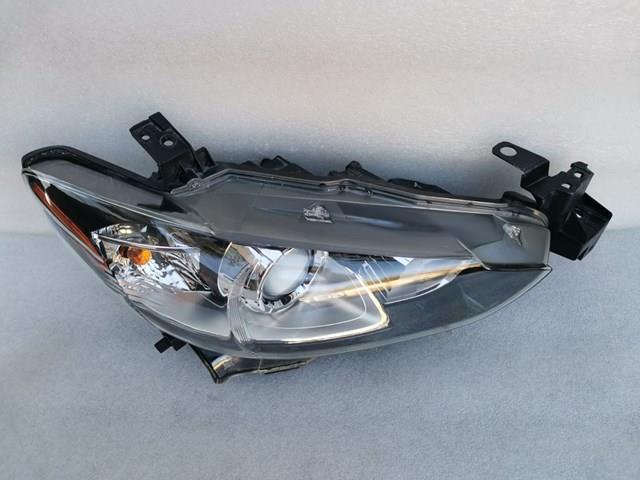 Фара передня права Mazda GHR451030