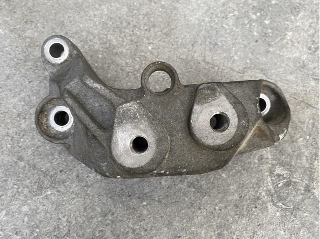 Купити 24411042 Opel 