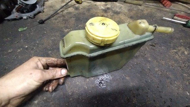 HMP91AB3R700AK Hmpx Бачок гідропідсилювача керма