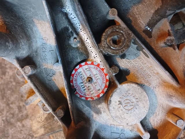 52099360AD Chrysler 