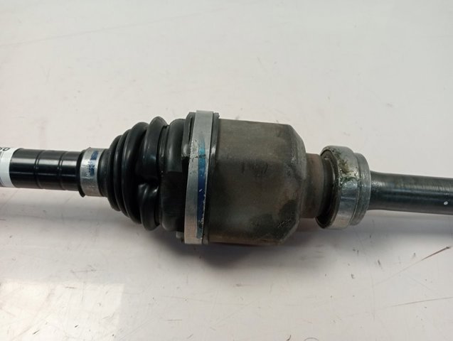 Привід правий Peugeot/Citroen 9824359680
