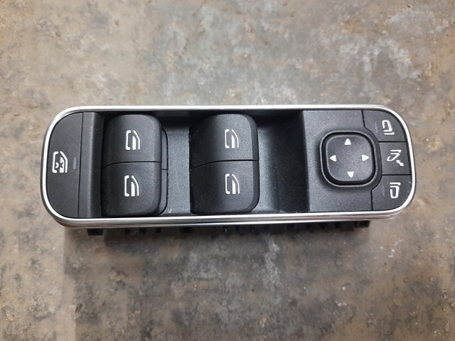 A1679059803 Mercedes Кнопки переднього лівого склопід'ємника