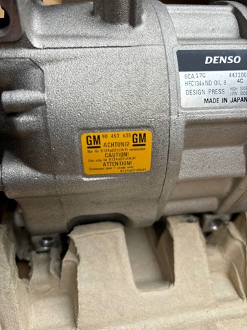 Насос кондиціонера General Motors 90457635